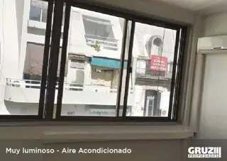 A Nuevo Impecable 2 Amb. 50 m² - Tribunales en 7° Piso - Superluminoso foto 2