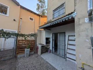 Excelente Triplex en Alquiler Anual (Amueblado) foto 3
