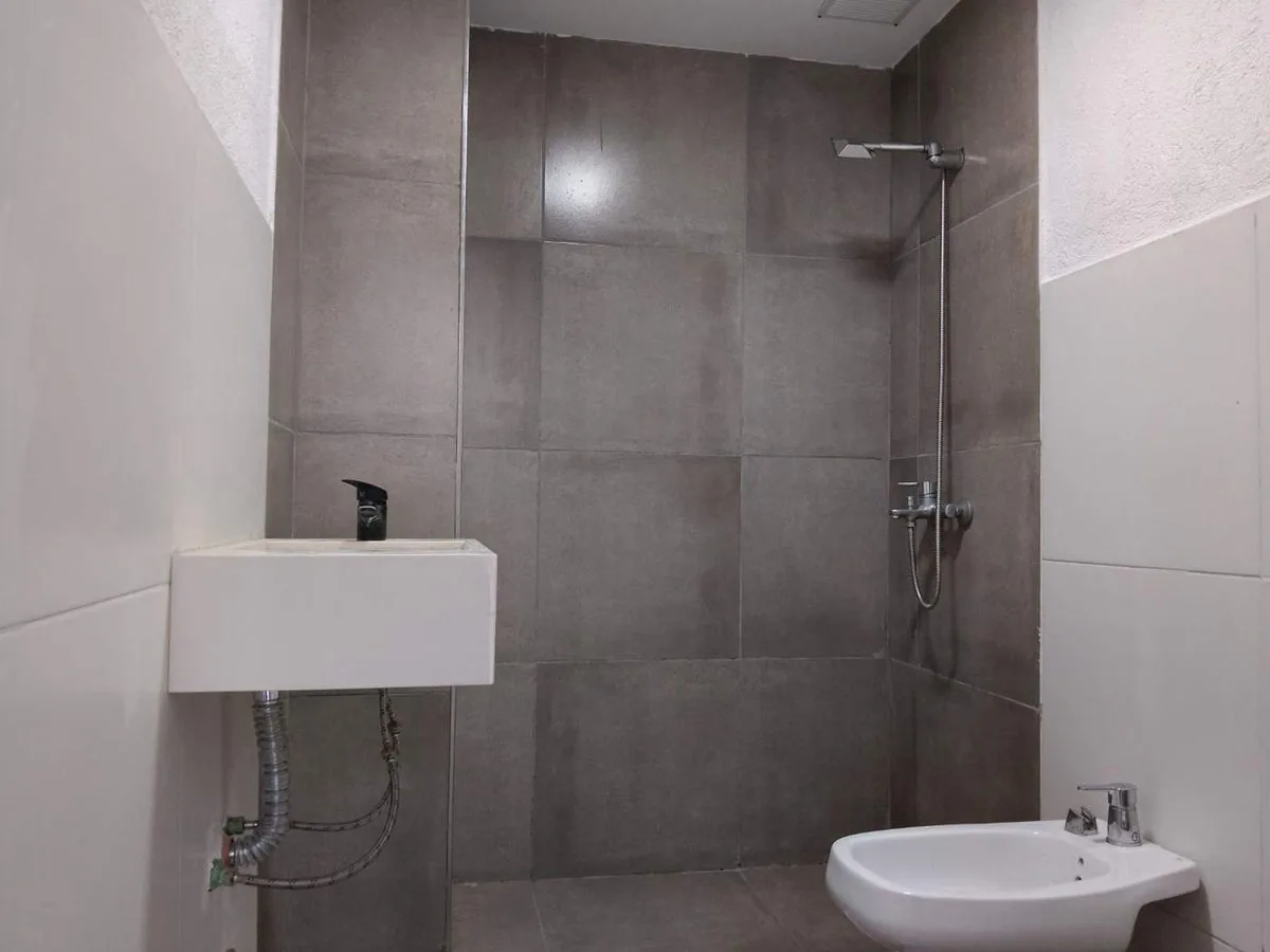 VENTA DEPARTAMENTO 2 AMBIENTES MORON foto 4