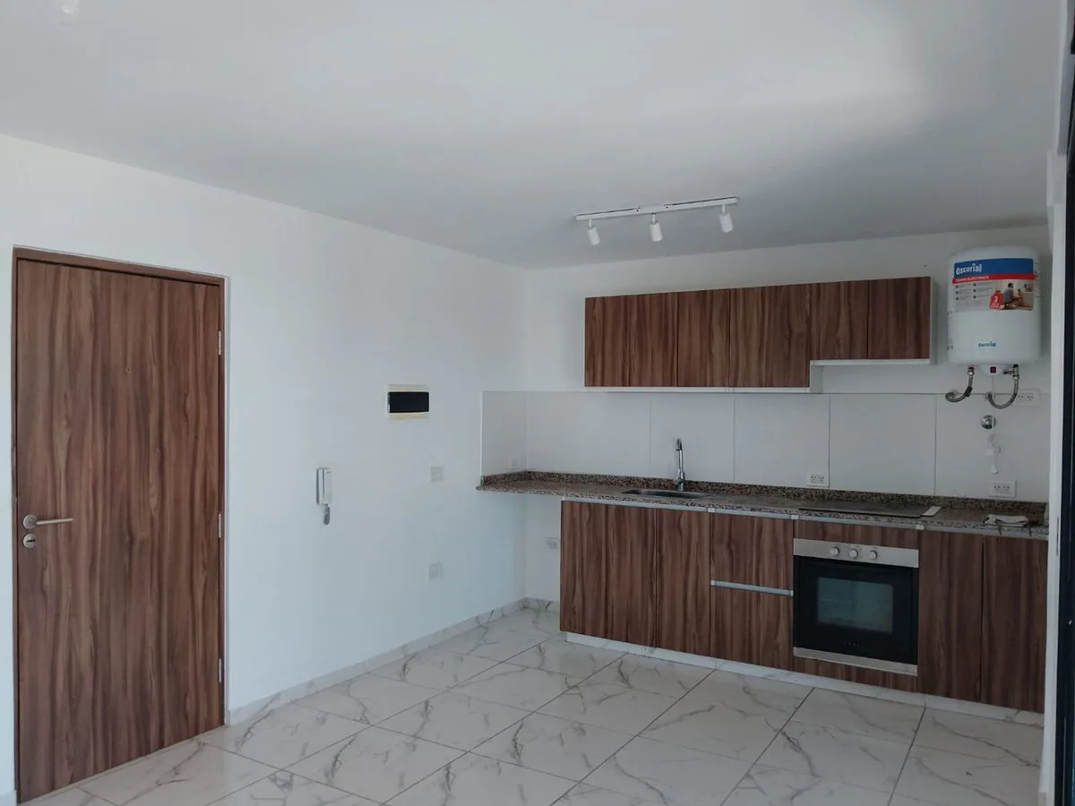 VENTA DEPARTAMENTO 2 AMBIENTES MORON foto 5