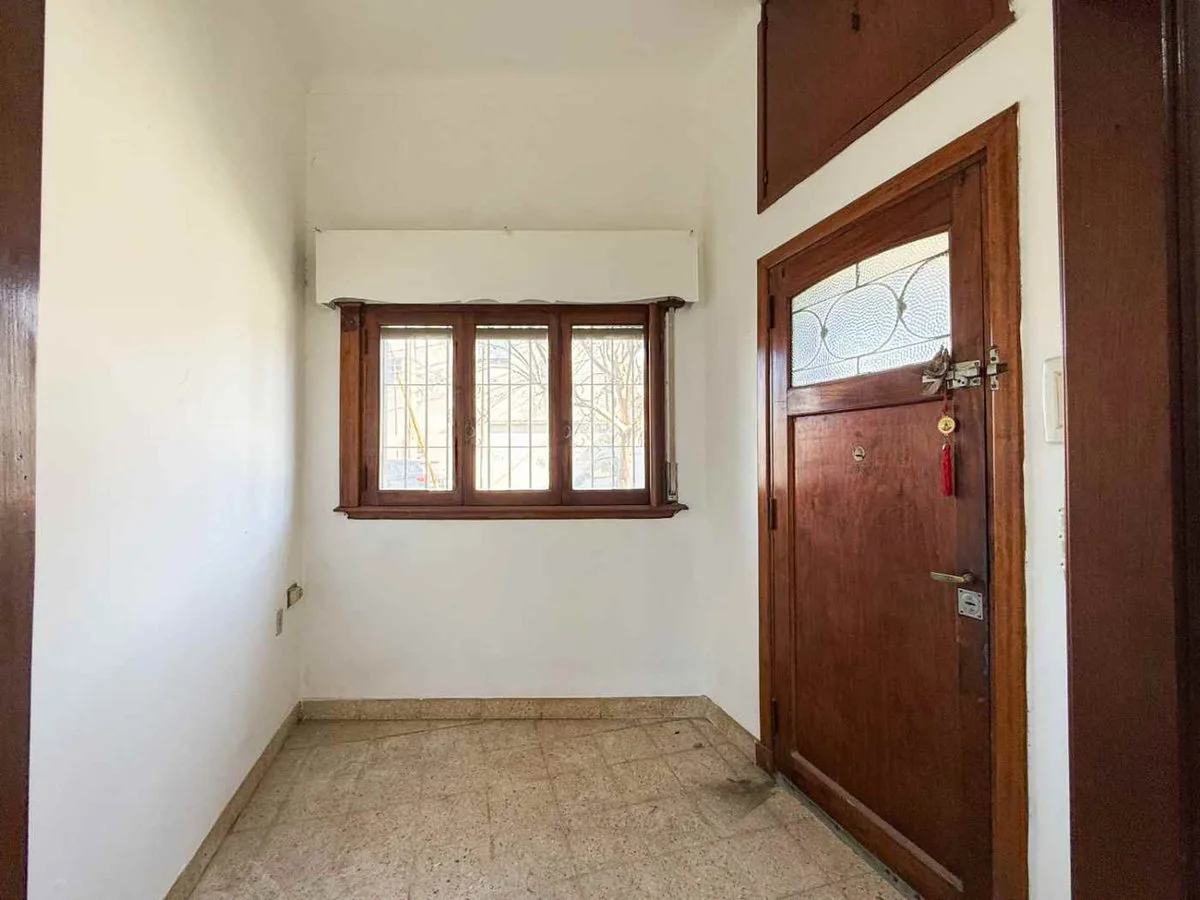 Casa 3 dormitorios en venta en Berisso foto 3