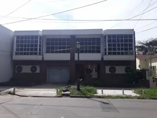Alquiler de importante local de oficinas en Adrogué foto 1