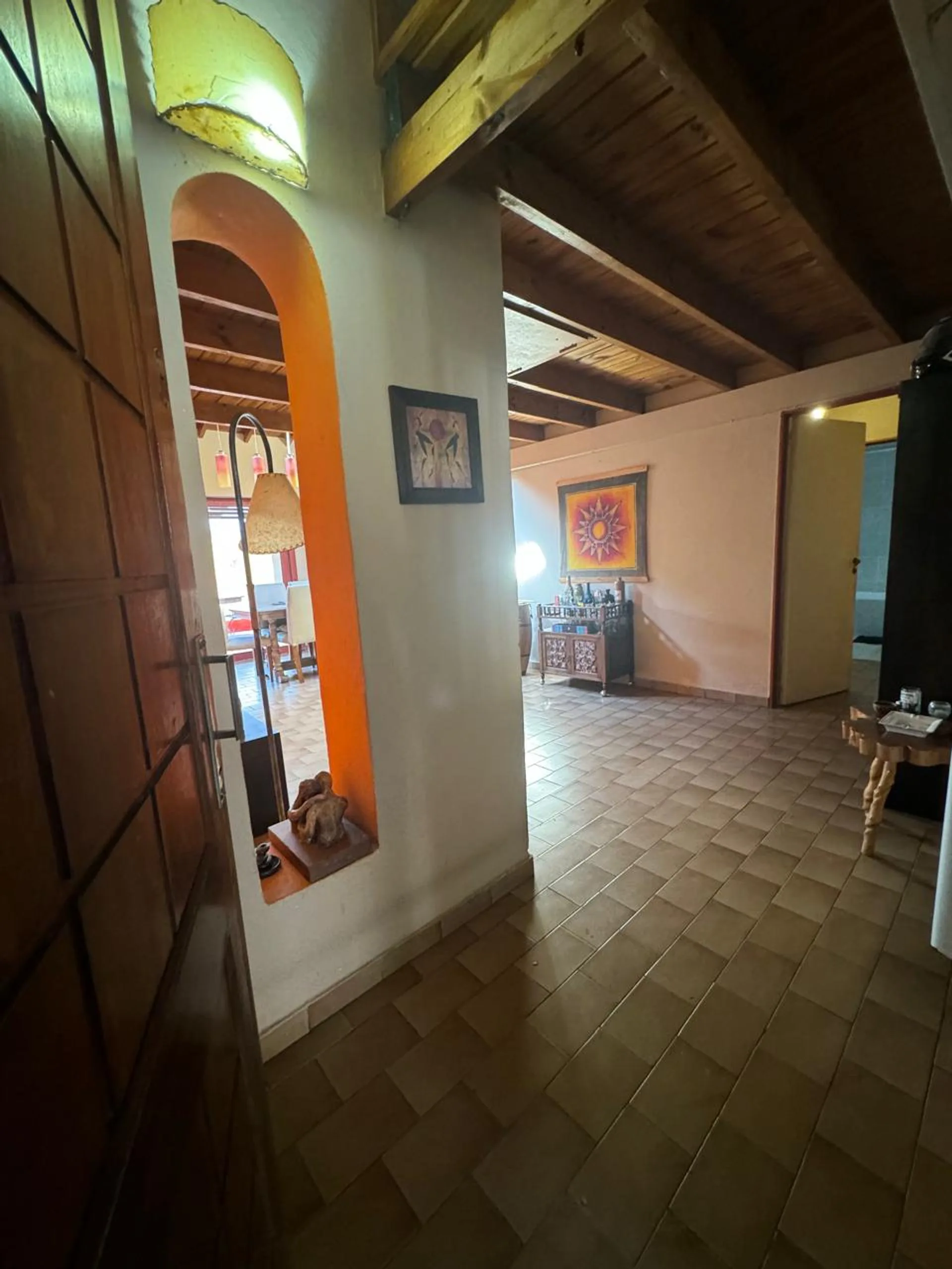 OPORTUNIDAD INCREIBLE CASA 5 AMBIENTES CON PILETA foto 4