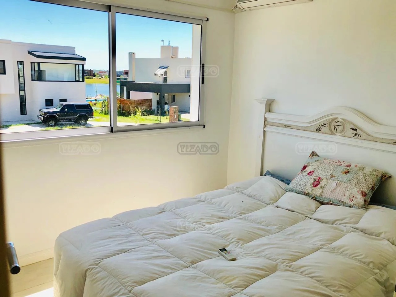 Furnished 4-Bedroom Waterfront House with Pool and Dock in San Gabriel, Villanueva – photo 6 of 12