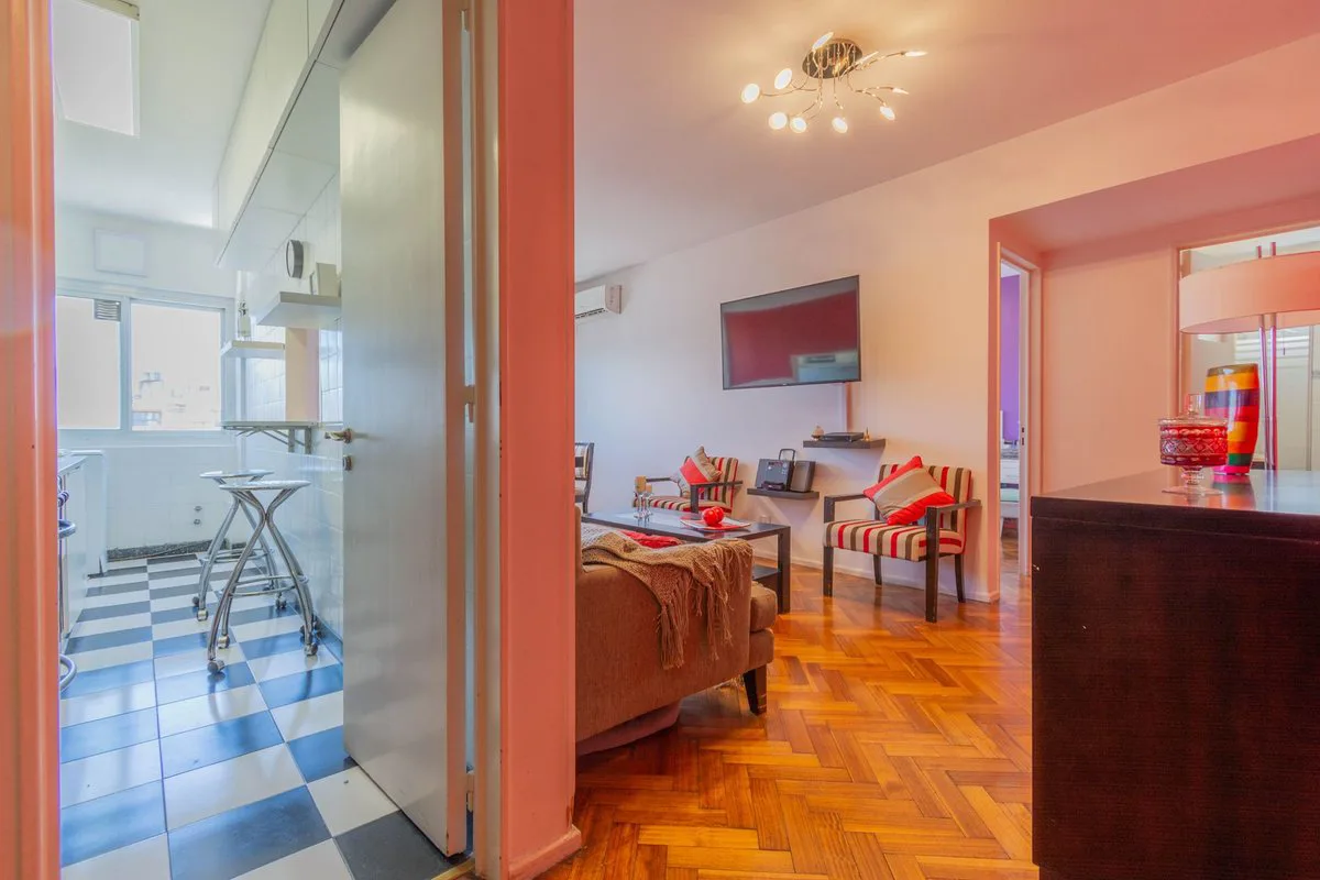 Venta Departamento 2 Amb con Balcón en Recoleta foto 2