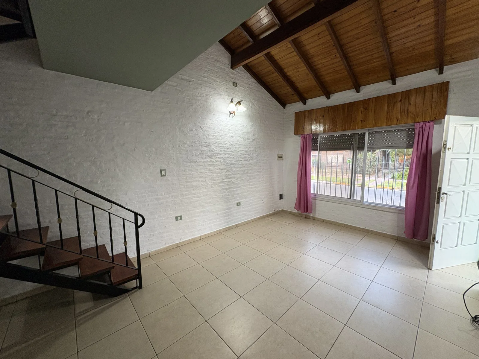 Impecable Casa En Merlo foto 4
