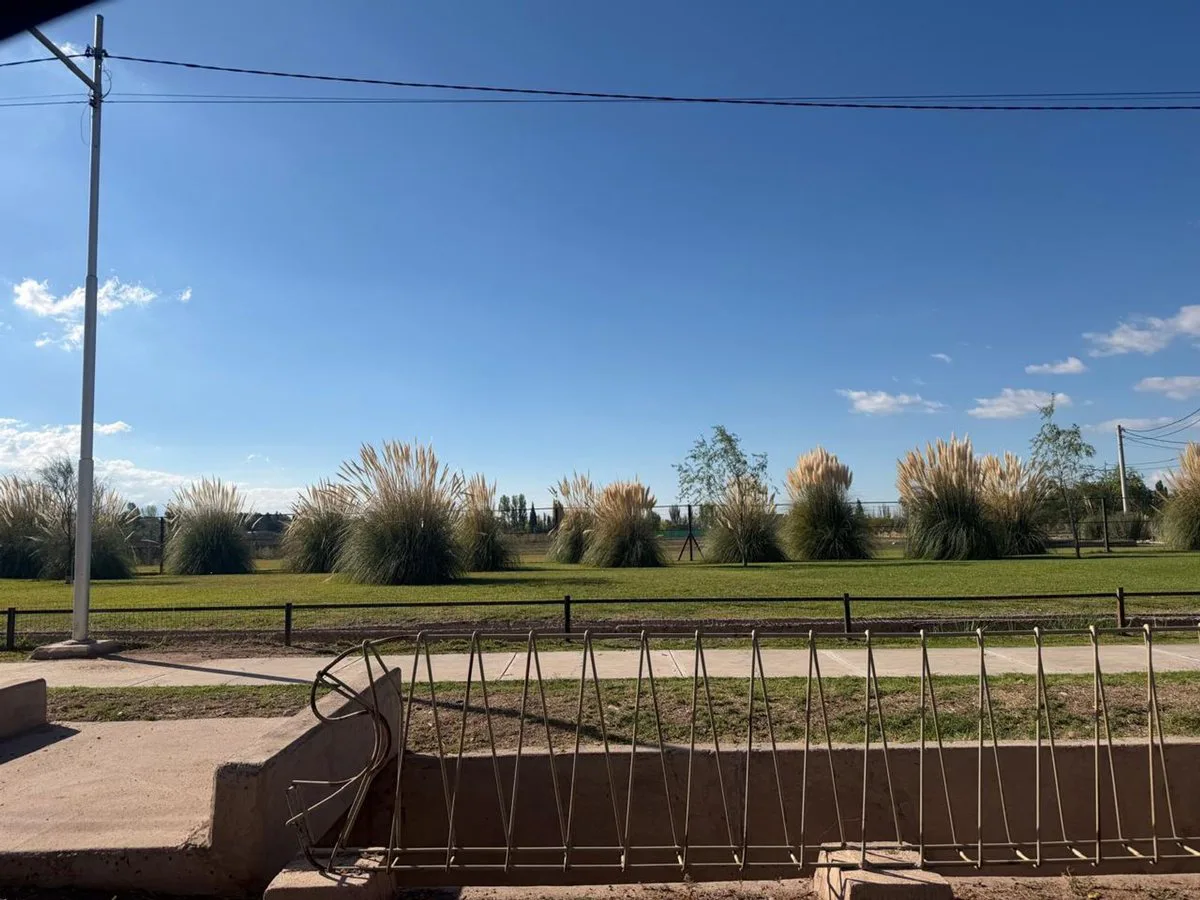 HERMOSO LOTE CON UNA VISTA UNICA foto 3