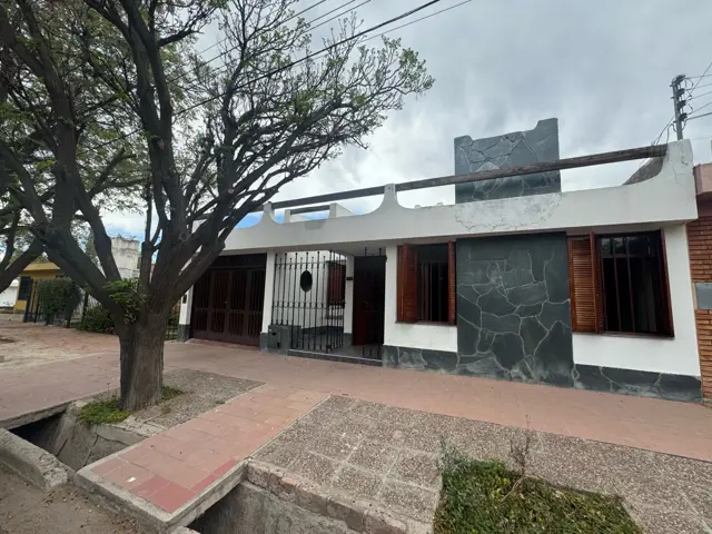Casa en Alquiler - Barrio Trapiche - Godoy Cruz - Mendoza
