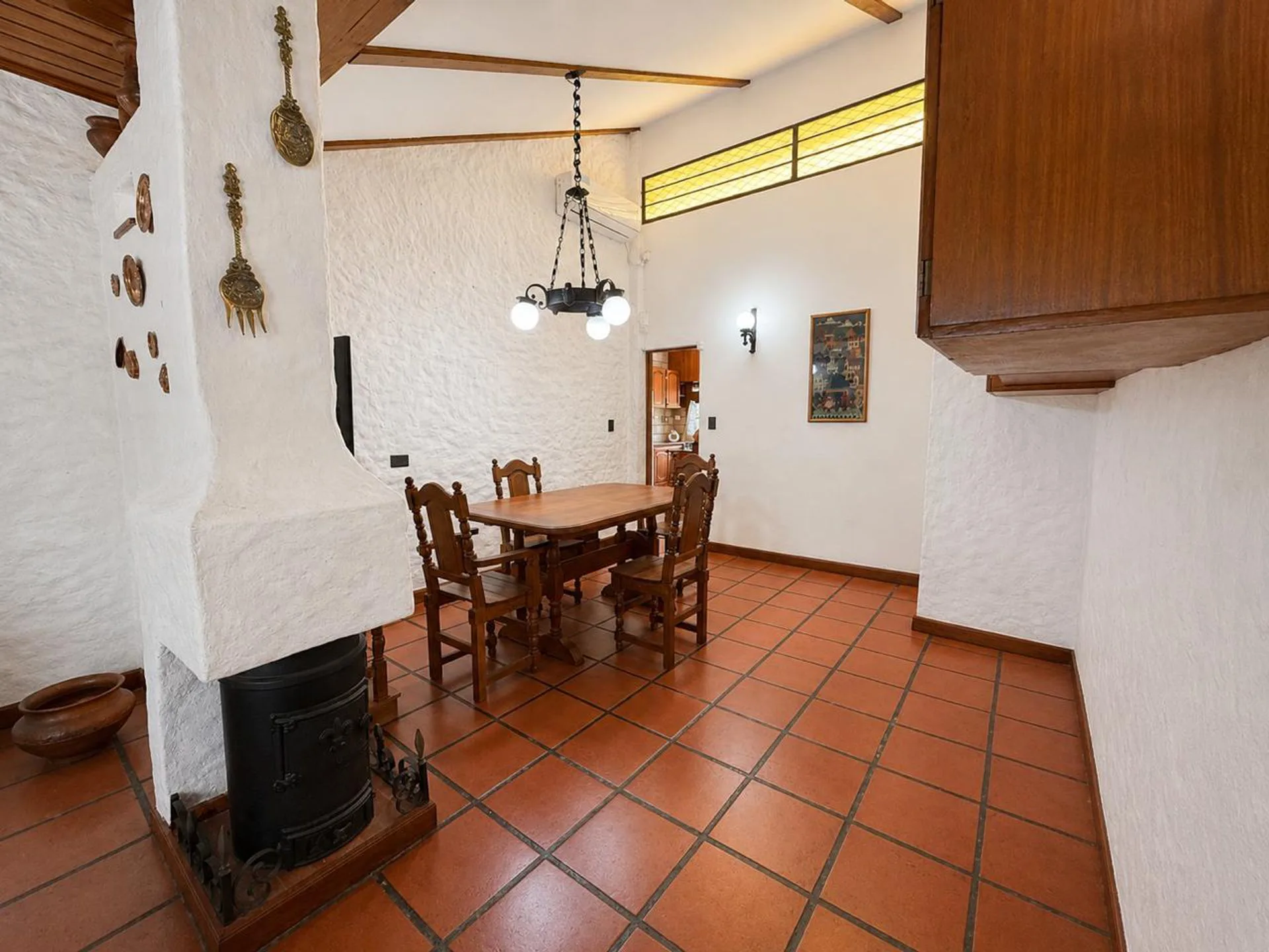 CASA EN VENTA 5 AMB. MONTE GRANDE ZONA TRANQUILA foto 3