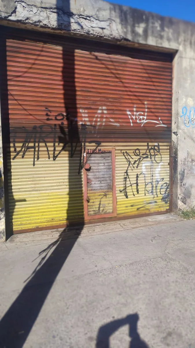 VENTA TERRENO 300 METROS CASANOVA foto 5
