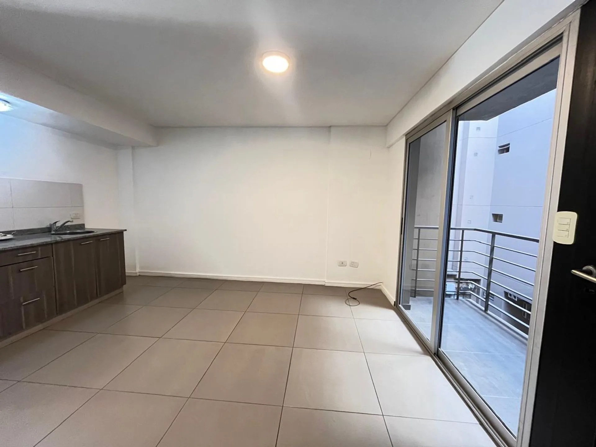 DEPTO 2 AMB EN VENTA CASTELAR NORTE APTO CRÉDITO foto 5