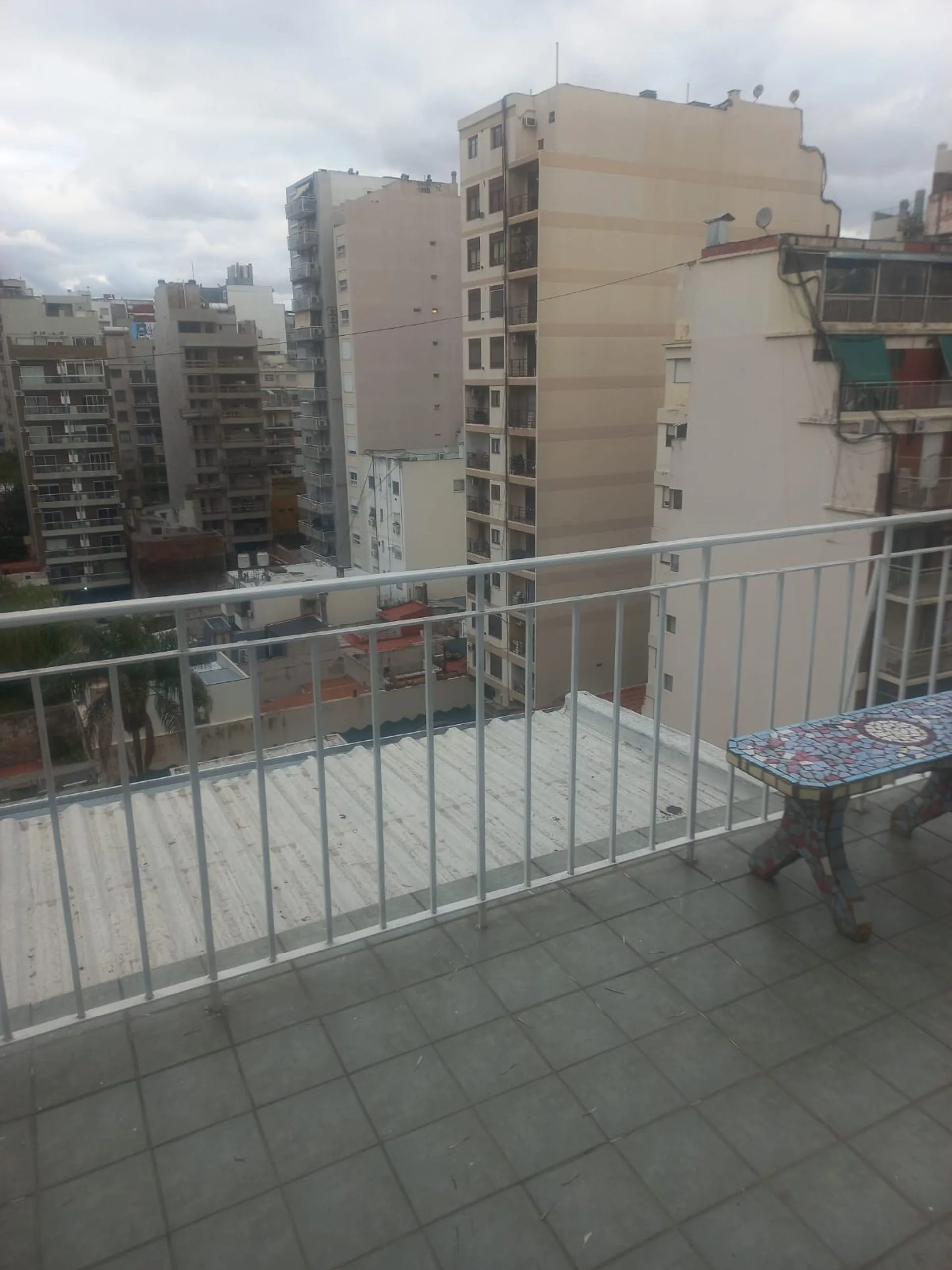 DEPARTAMENTO 2 AMBIENTES CON COCHERA - V. URQUIZA foto 4
