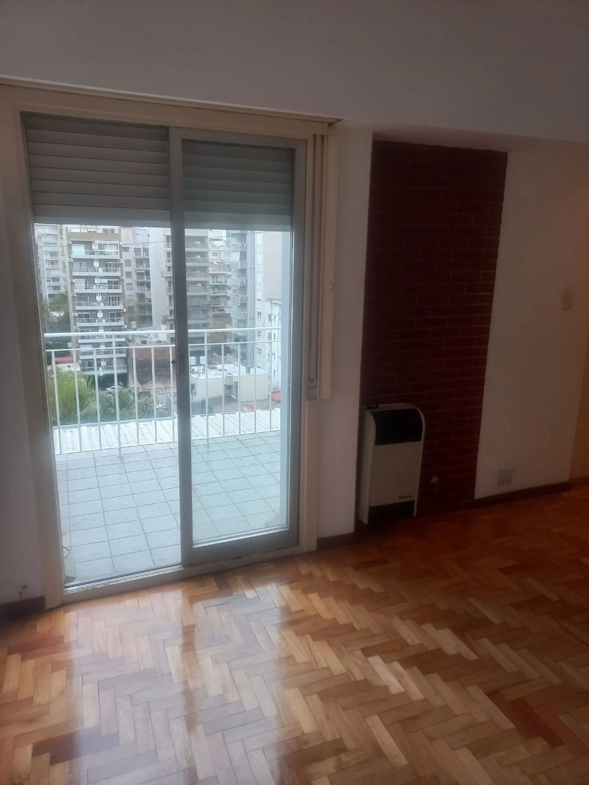 DEPARTAMENTO 2 AMBIENTES CON COCHERA - V. URQUIZA foto 5