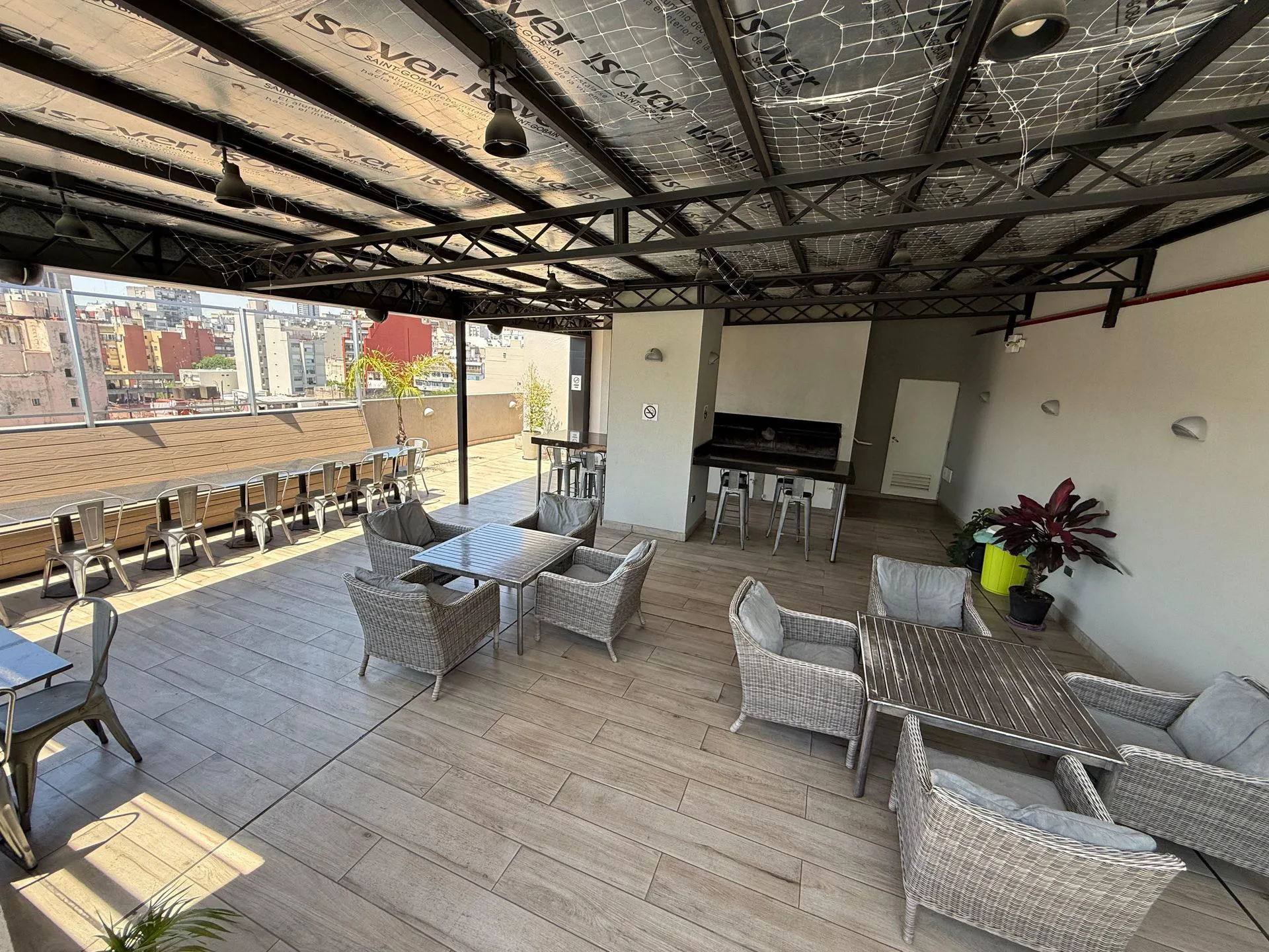 Venta monoambiente c/Balcón, Pileta, GYM, SUM foto 3