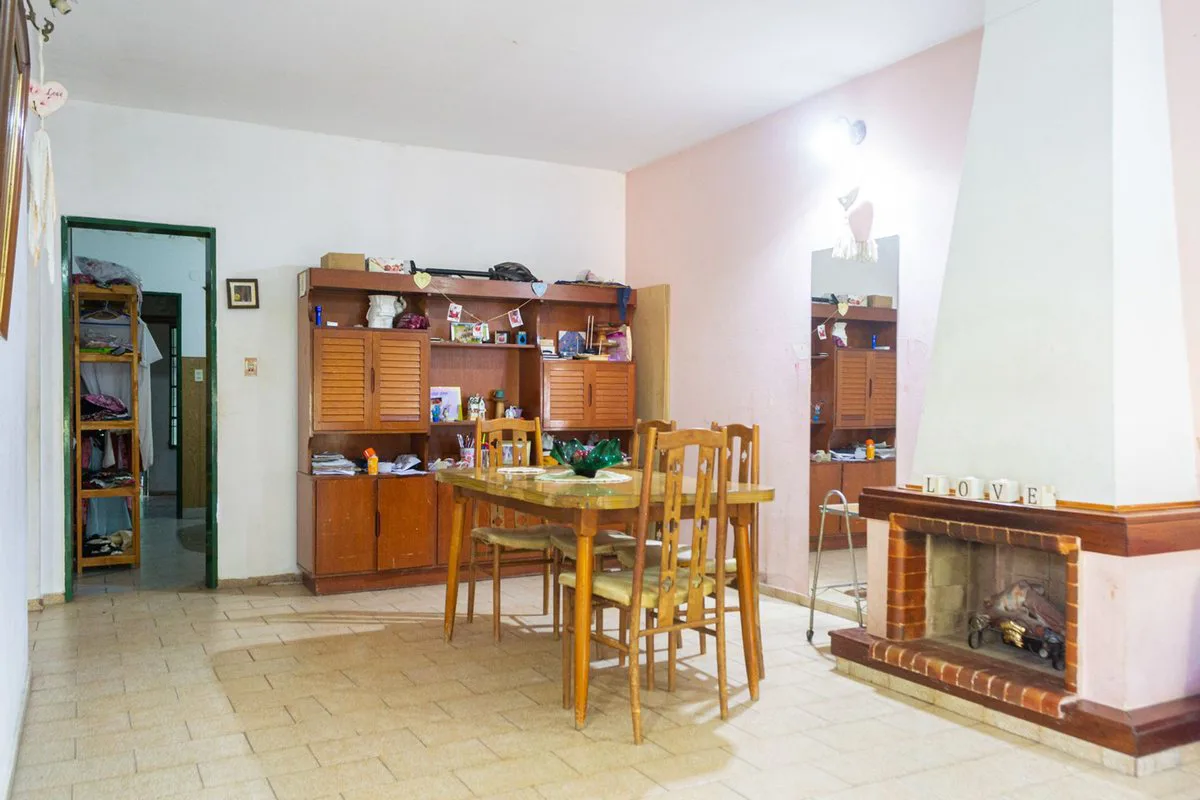 CASA EN VENTA EN MONTE GRANDE PARA DOS FAMILIAS foto 3