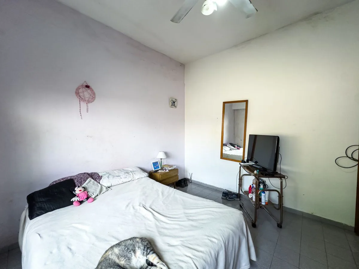CASA EN VENTA EN MONTE GRANDE PARA DOS FAMILIAS foto 5