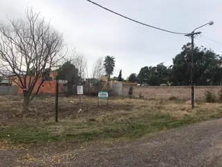 SE VENDE LOTE EN BALNEARIO EL CONDOR foto 4