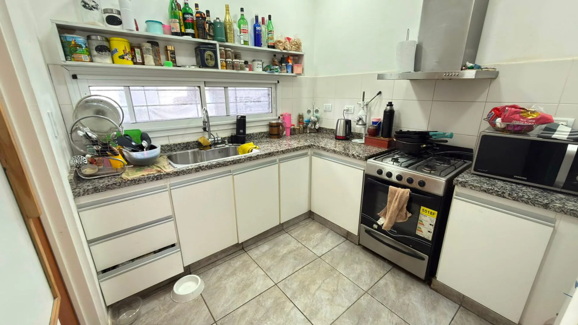 CASA 2 DORMITORIOS CON PILETA EN TIERRA NUEVA