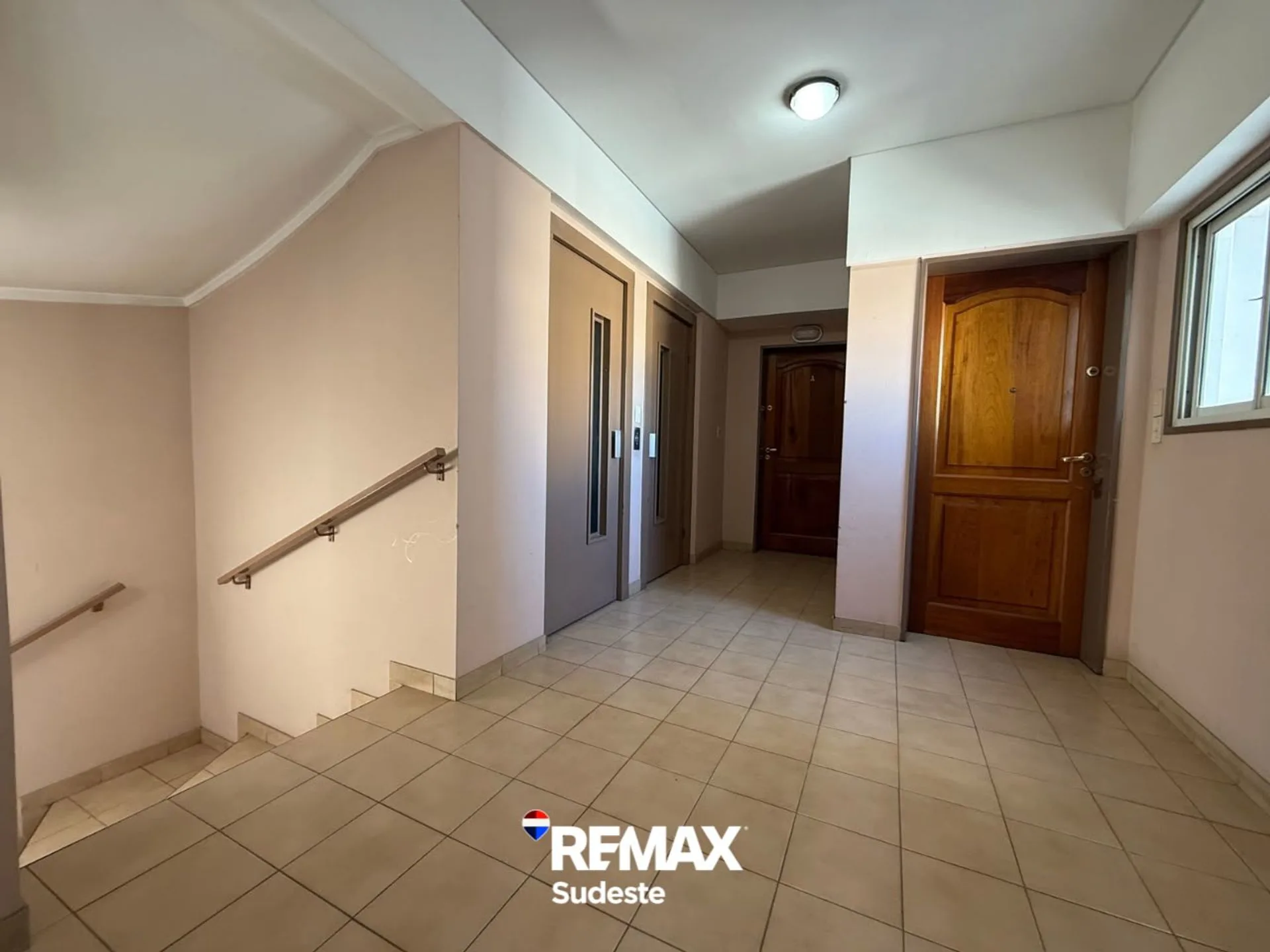 Venta Departamento Semipiso foto 3