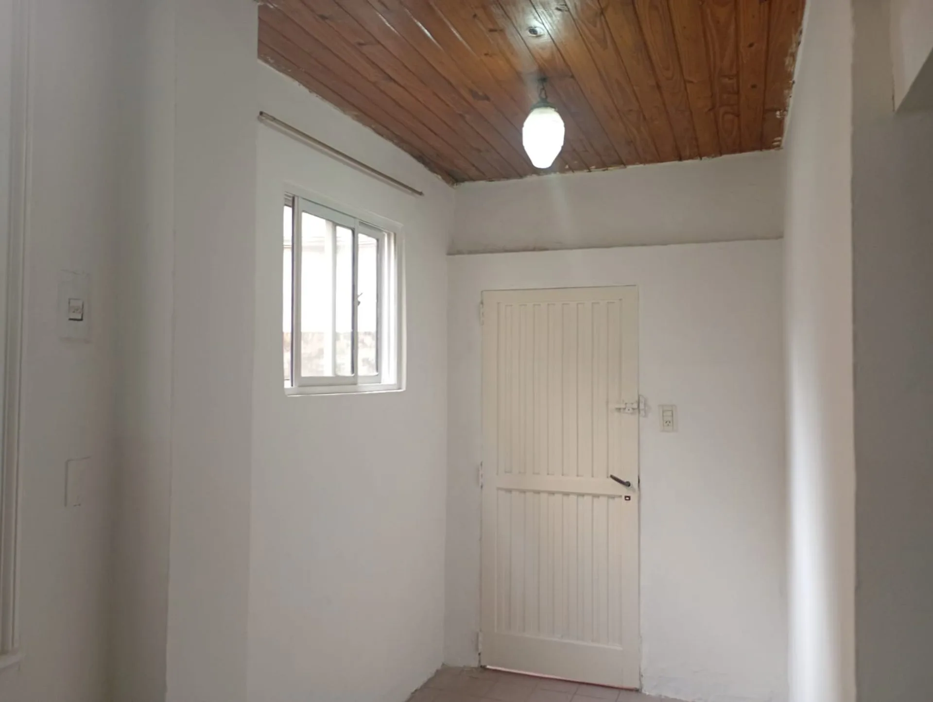 DEPARTAMENTO 2 AMB. CON ENTR PISO CONSTITUCION foto 3