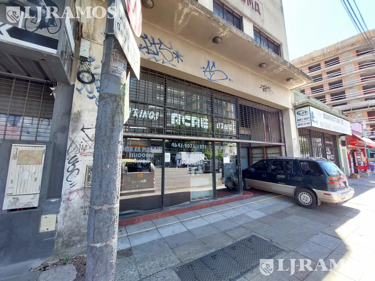 Local en venta en Liniers - RIVADAVIA 10715 foto 2