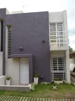 MODERNO DUPLEX. PARA 5 PERSONAS. DOS DORMITORIOS. COCHERA.PATIO CON ASADOR. PISCINA COMPARTIDA foto 4