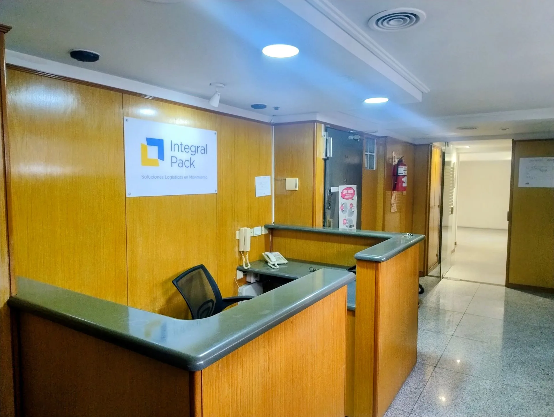 ALQUILER PISO DE OFICINAS CON 2 COCHERAS EN RETIRO foto 5