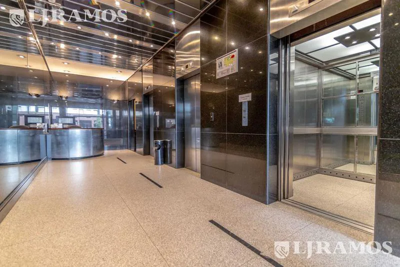 Oficina en alquiler en Catalinas - LEANDRO N ALEM 712 -Piso  2 foto 5
