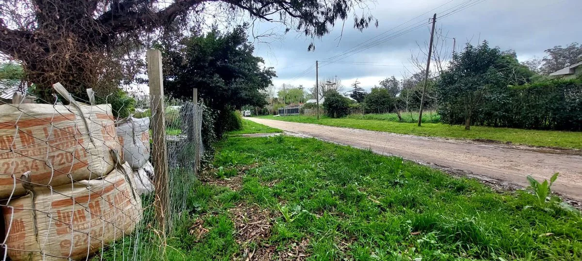 VENTA LOTE 601 MT , BARRIO LAS DALIAS foto 4