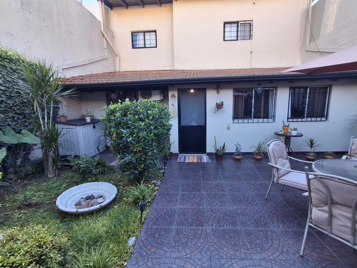 VENTA CASA VILLA LUGANO 3 DORMITORIOS IMPECABLE foto 4