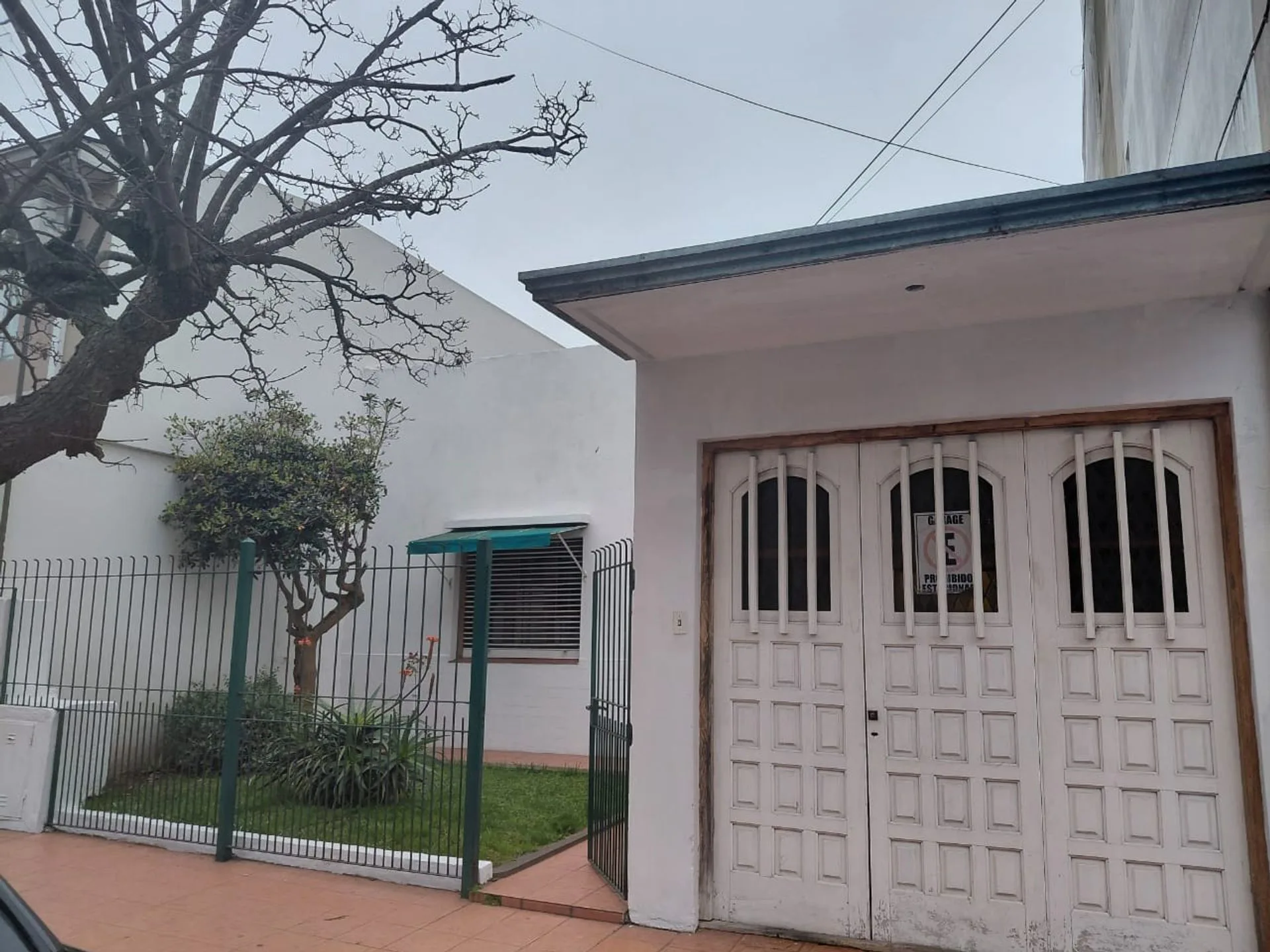 VENTA CASA 3 AMB CHAUVIN CON DEP Y COCHERA CREDITO