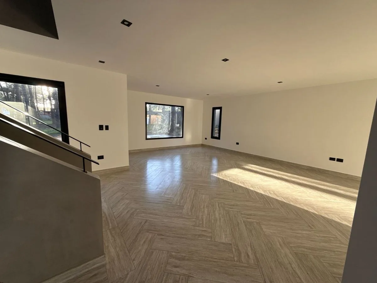 CASA EN VENTA PINAMAR - BARRIO ALAMOS foto 5