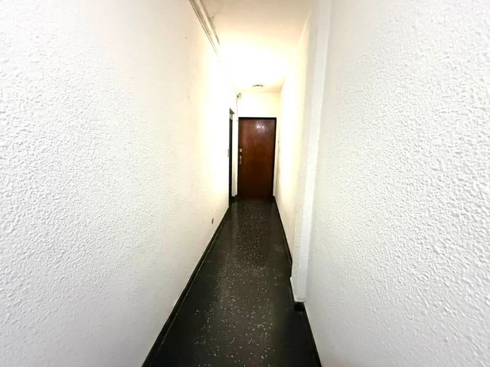 VENTA MONOAMBIENTE ALMAGRO PISO ALTO LUMINOSO foto 5