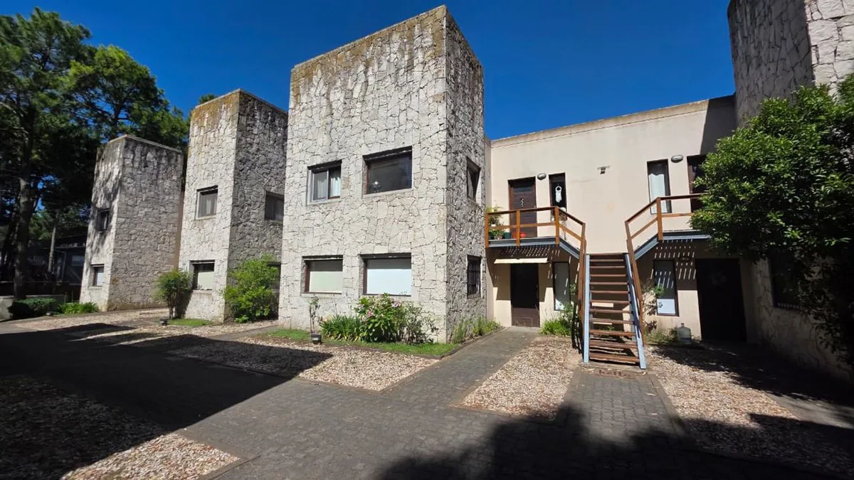 VENTA DE DEPARTAMENTO 2 AMBIENTES EN PINAMAR foto 3
