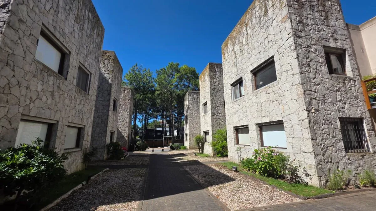 VENTA DE DEPARTAMENTO 2 AMBIENTES EN PINAMAR foto 5