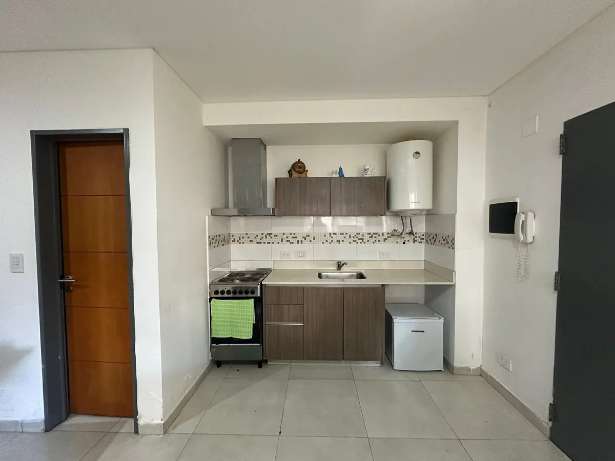 MONOAMB. EN PB, EN VENTA! VILLA SARMIENTO, MORÓN foto 3