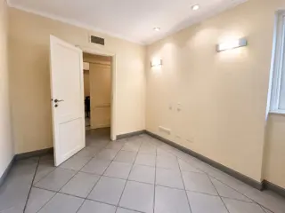Dto de Categoría de 4 Ambientes  109 m² CABA foto 3