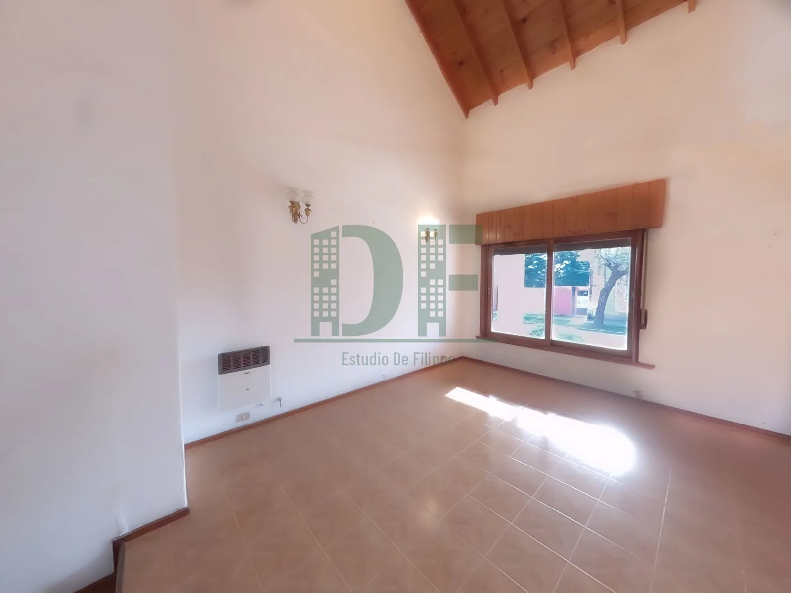 Casa en Venta en Zona Oeste del Gran Bs. As. (Suipacha - Bs. As.) foto 4