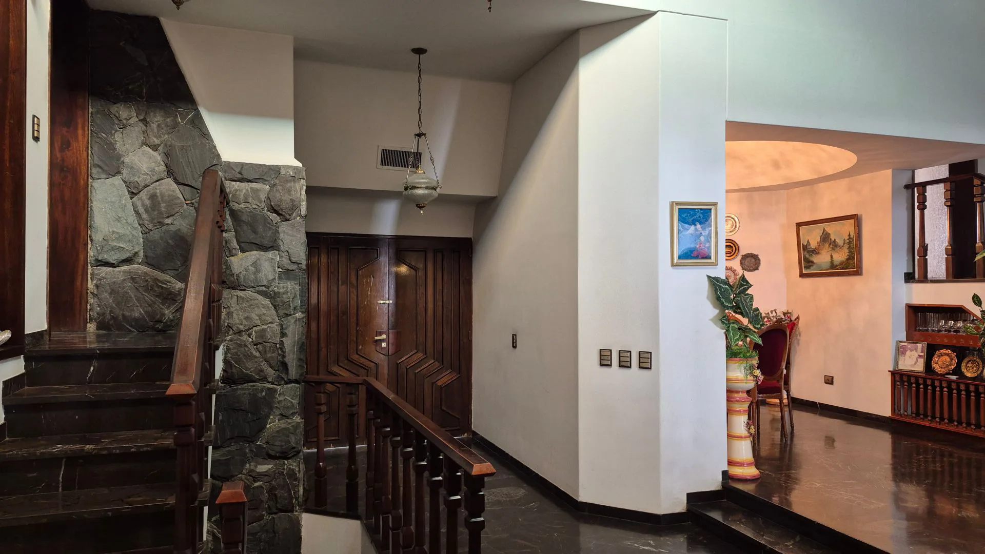 MAGNIFICA CASA EN VENTA EN CIUDAD DE MENDOZA foto 3