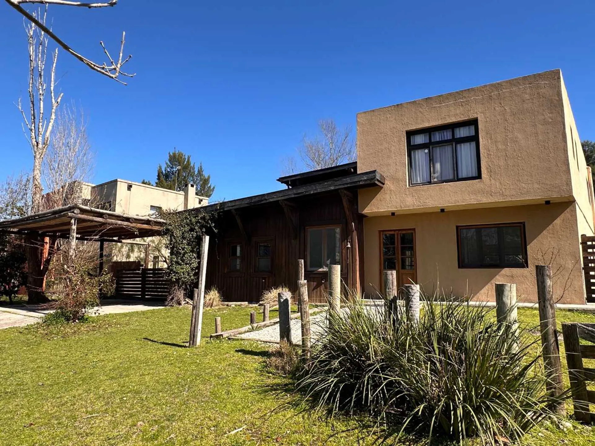 Casa en Venta en Santa Catalina 3 suites Laguna foto 2