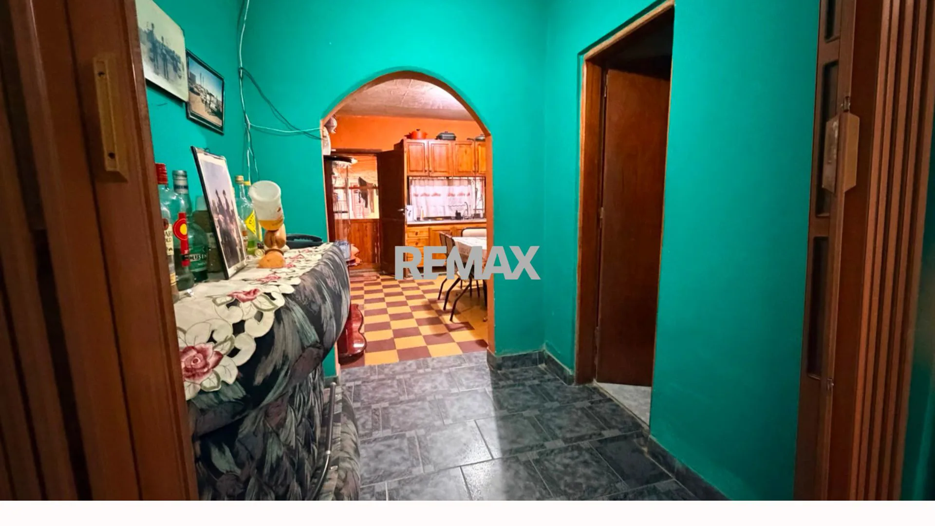 VENTA CASA CINCO SALTOS foto 3