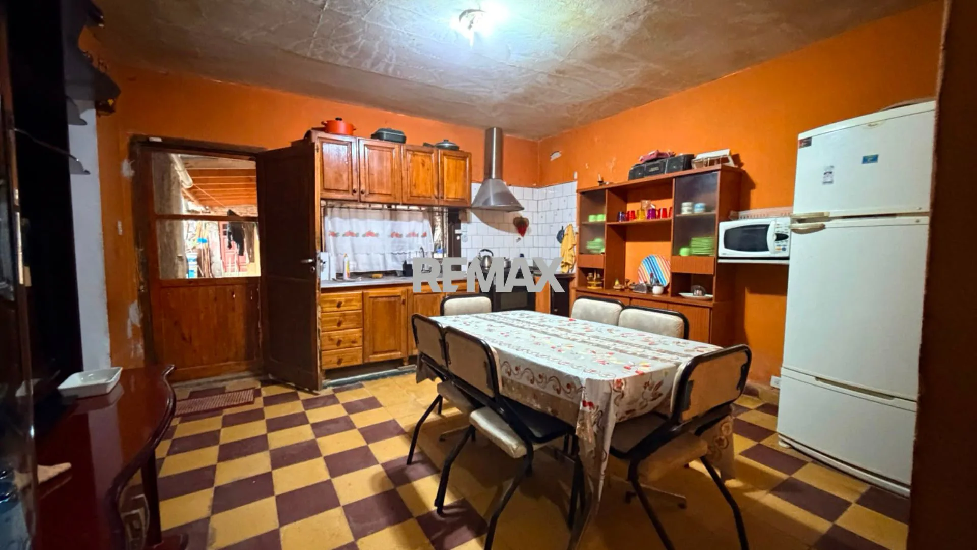 VENTA CASA CINCO SALTOS foto 5