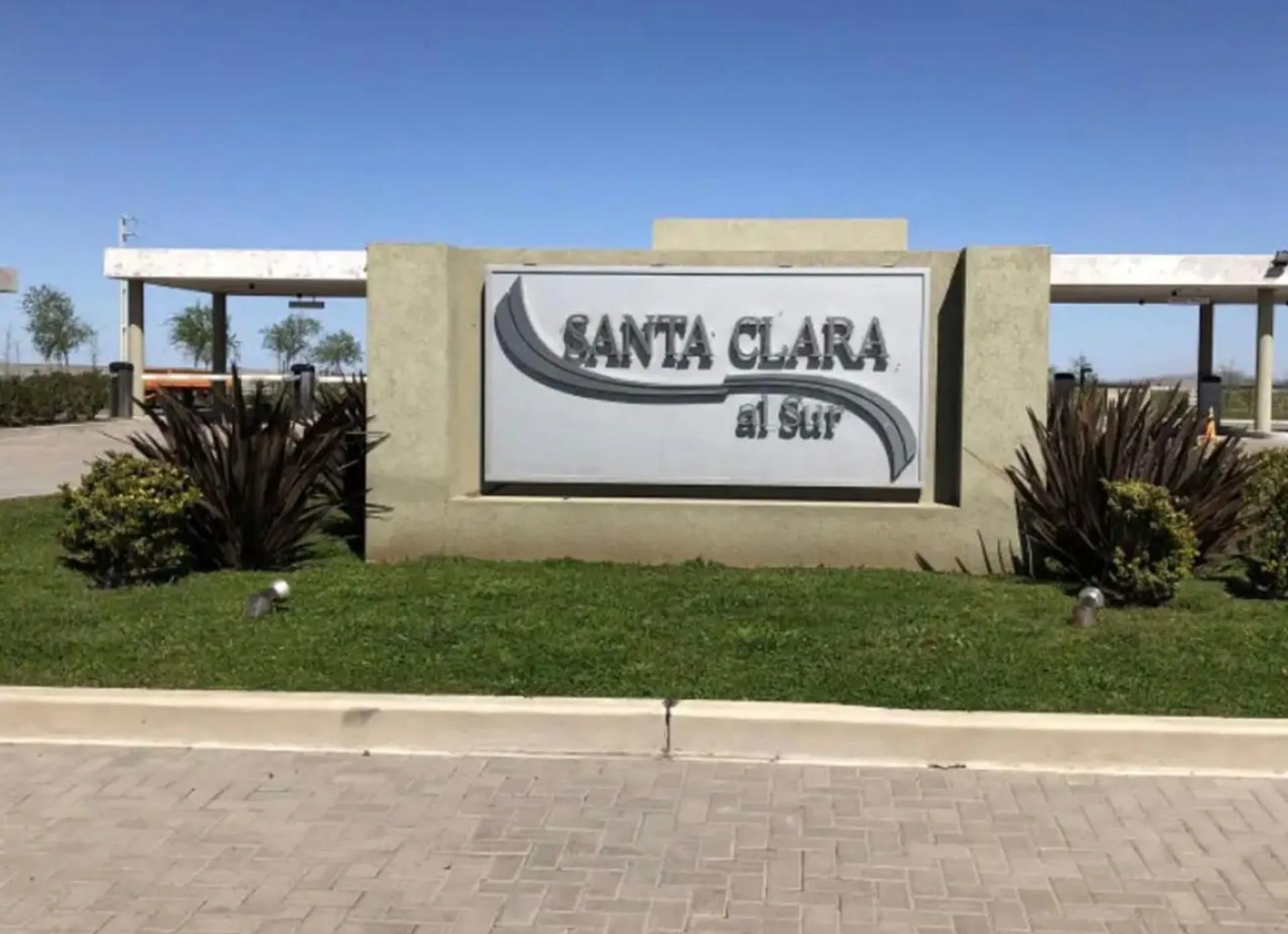 SE VENDE LOTE A LA LAGUNA EN SANTA CLARA AL SUR foto 2