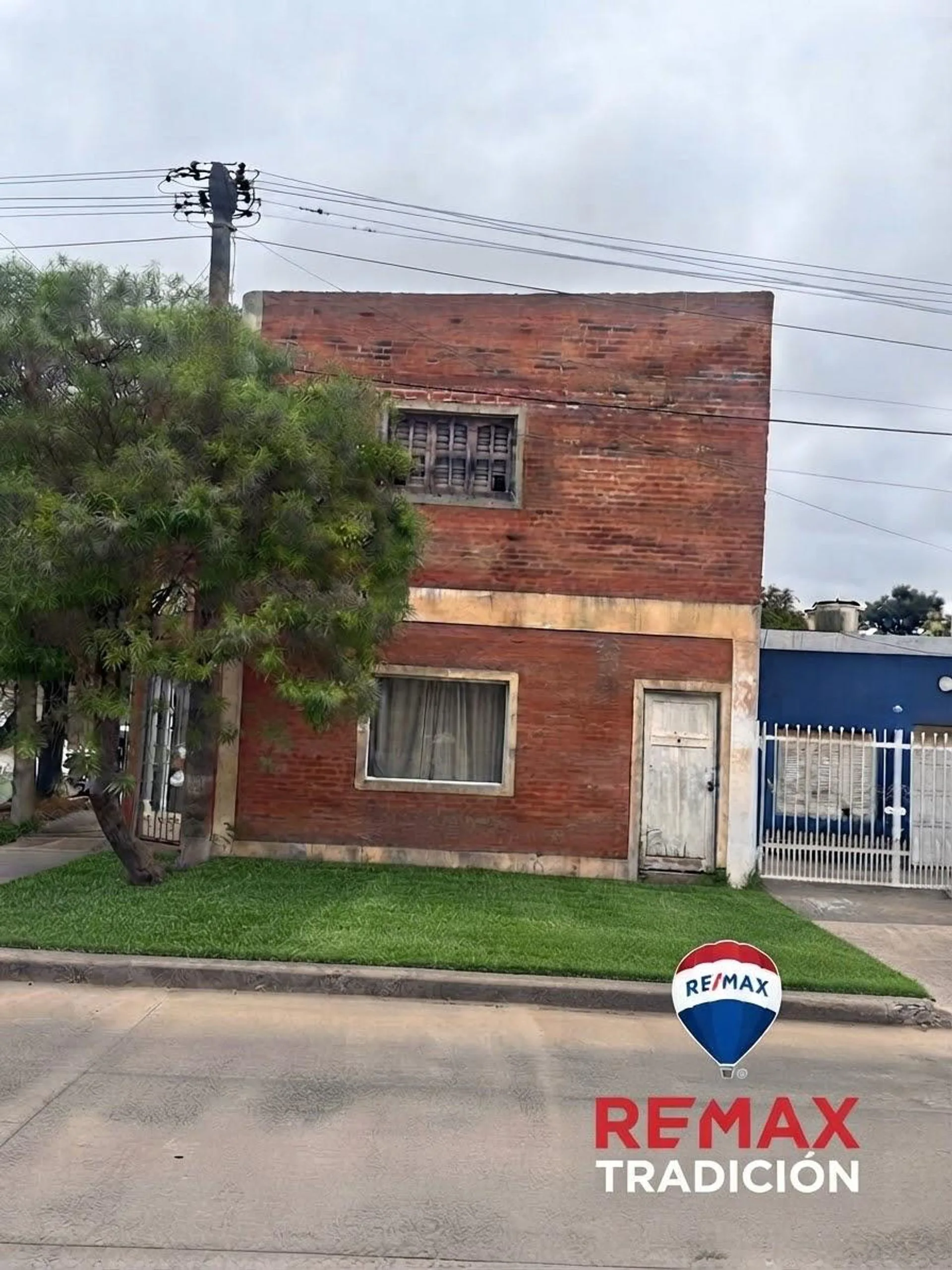 Casa Venta 8 ambientes equina 22 y 13 Sáenz Peña foto 3