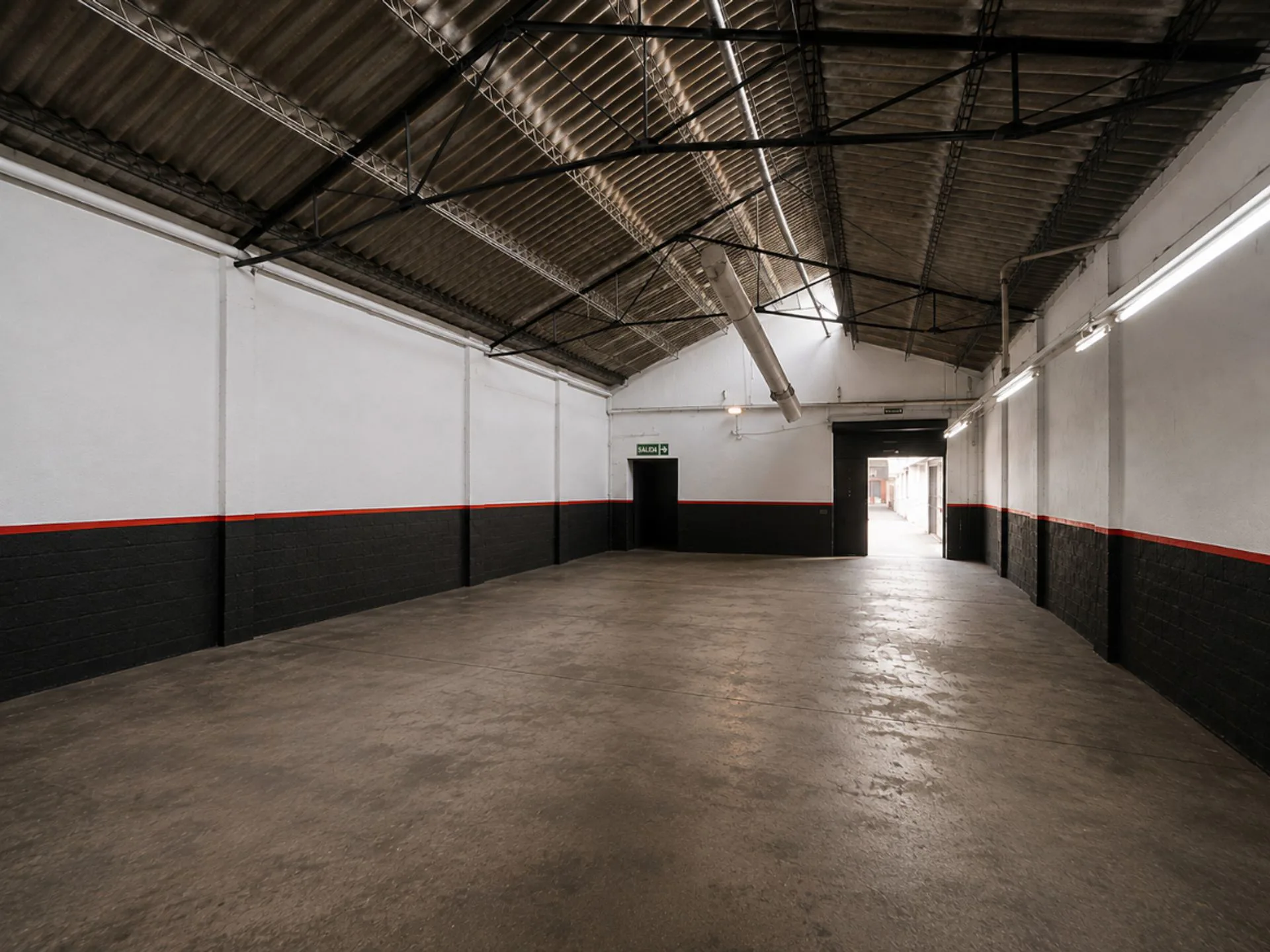 VENTA DE DEPOSITO INTERNO EN LANUS OESTE
