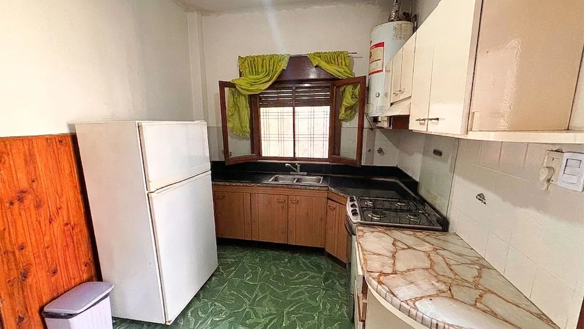 VENTA-CASA 3 AMB CON COCHERA Y PILETA-SAN JUSTO foto 4