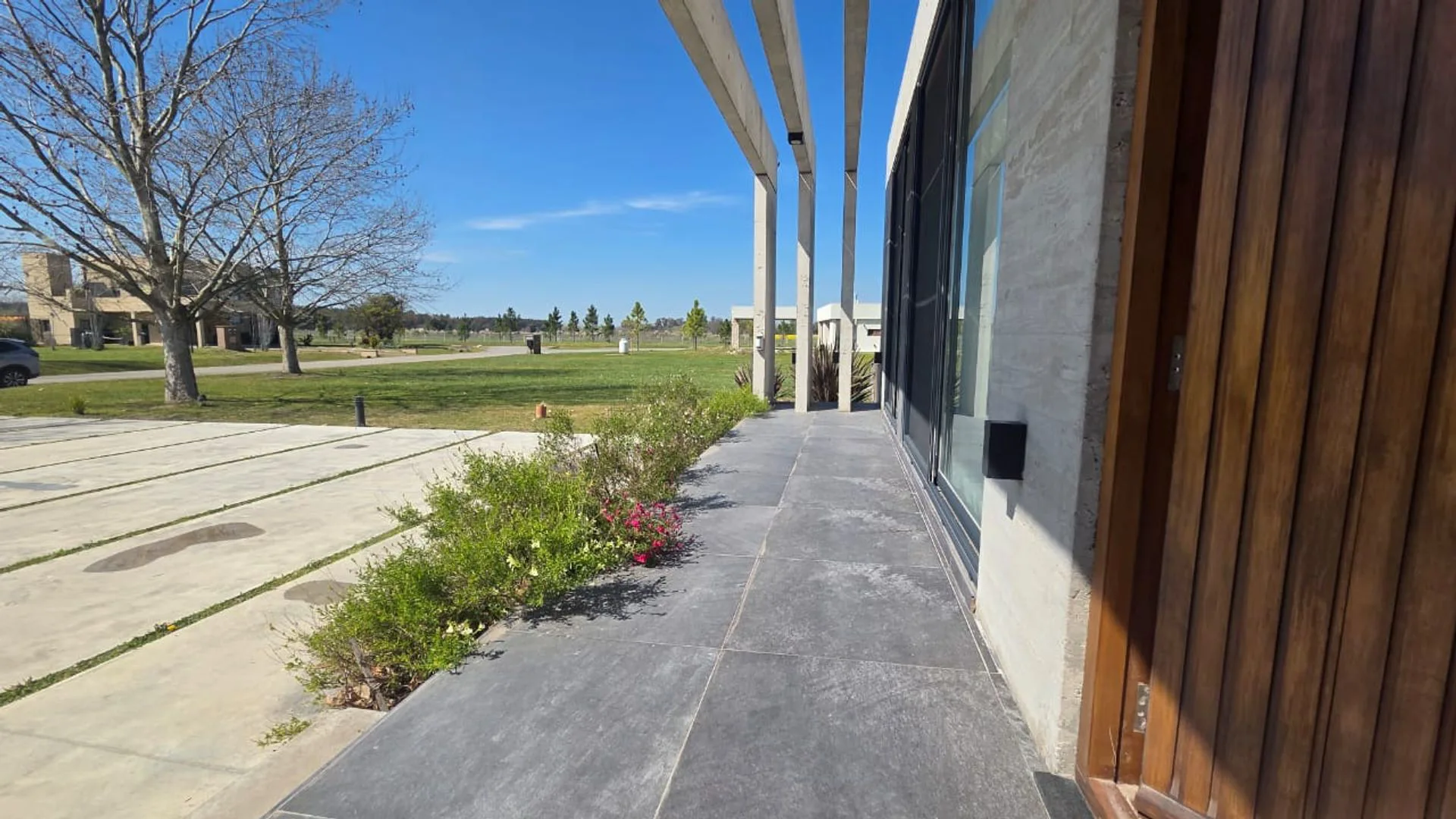 Venta casa APTO CREDITO La Primavera Golf, Luján foto 5