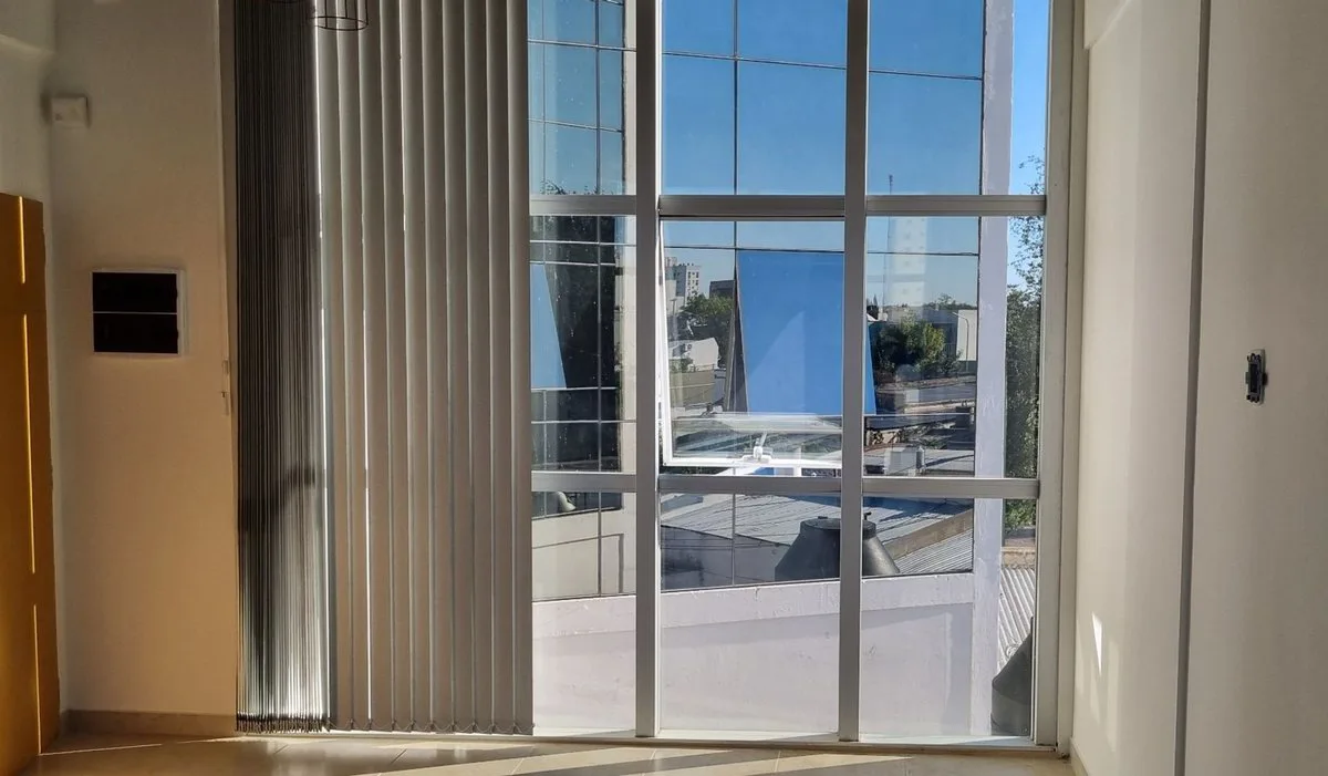 se vende edificio premium de oficinas y local