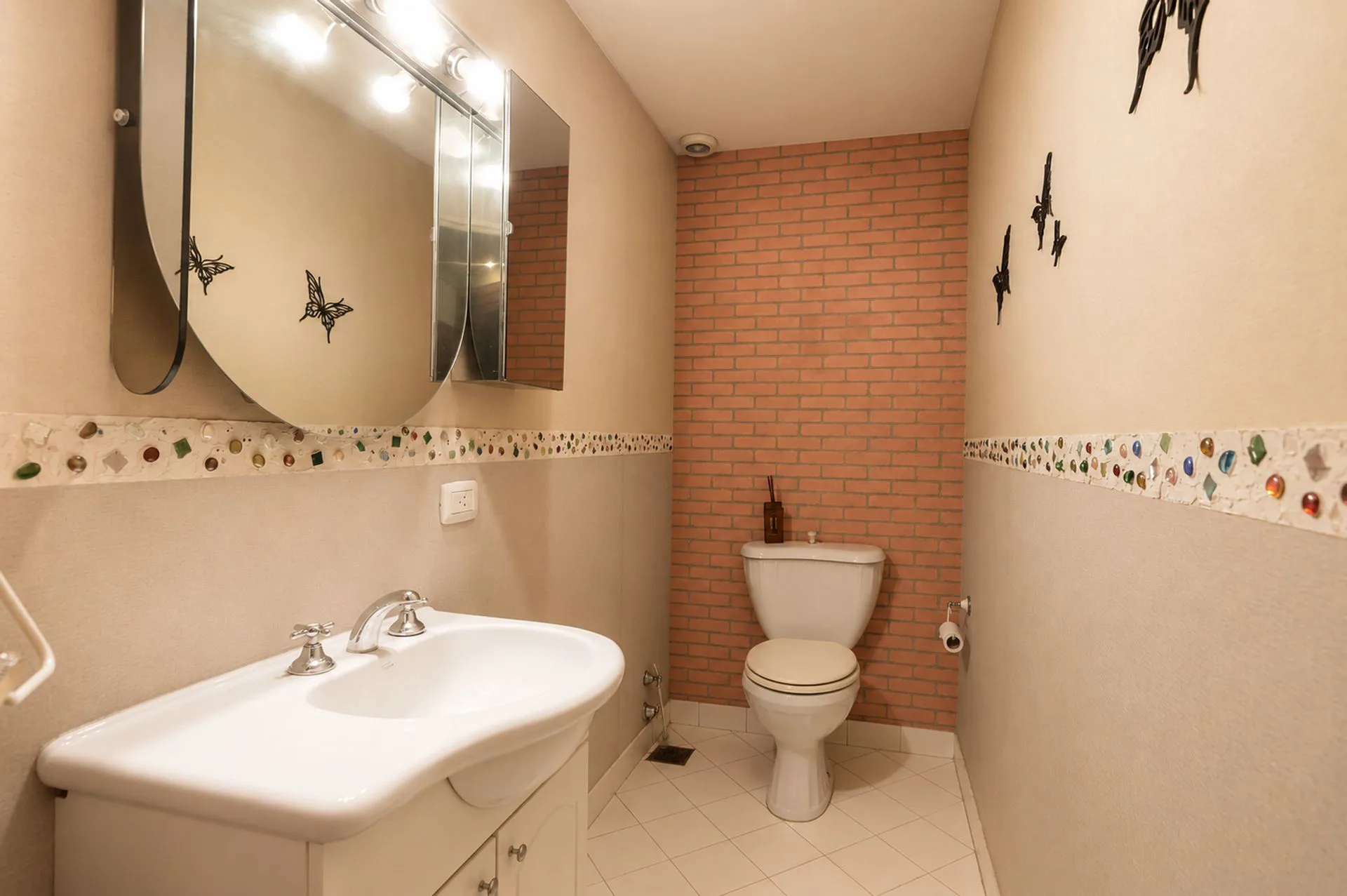 CASA TRIPLEX BOEDO JARDIN/ QUINCHO/ 3 DORMITORIOS foto 5