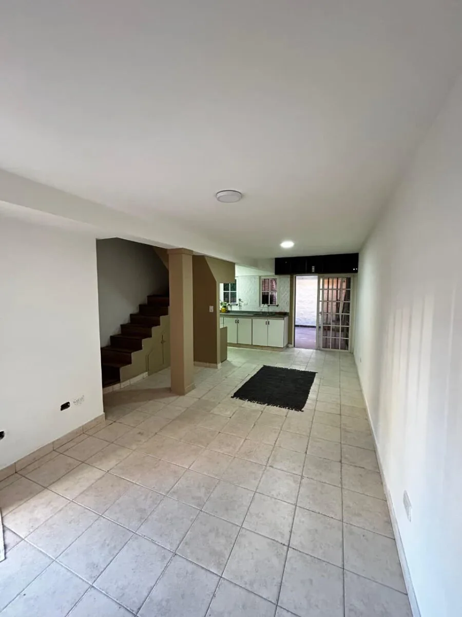 VENTA DUPLEX 3 AMB. C/COCHERA MORON foto 3